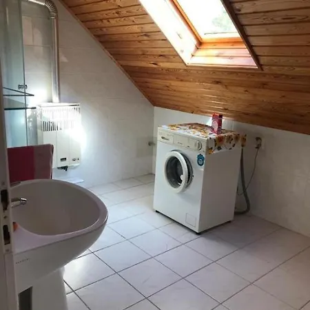 Apartment Vadrozsa Tisza-to