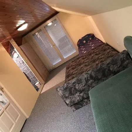 Vadrozsa Tisza-to Apartment *