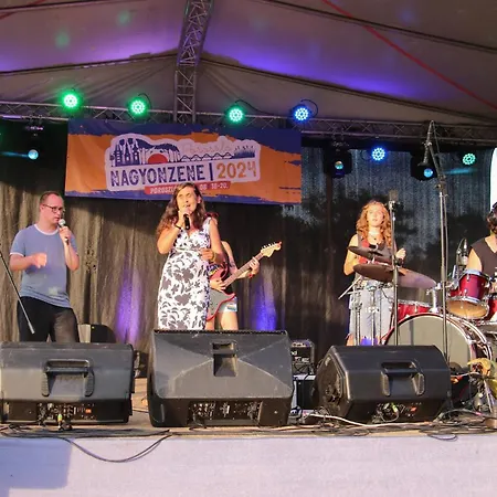 Vadrozsa Tisza-to Poroszlo